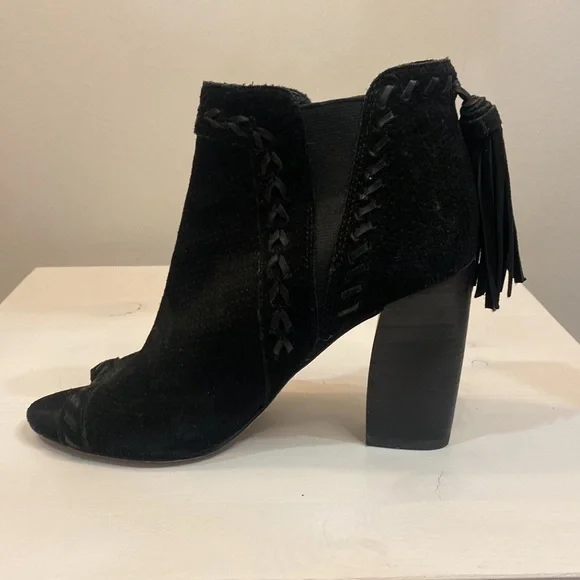 Marc Fisher Suede Peep Toe Chunky Heel Ankle Boot‎ - Picture 3 of 9